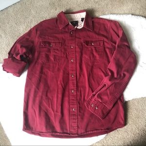 Wrangler // Vintage Long Sleeve Button Down Shirt